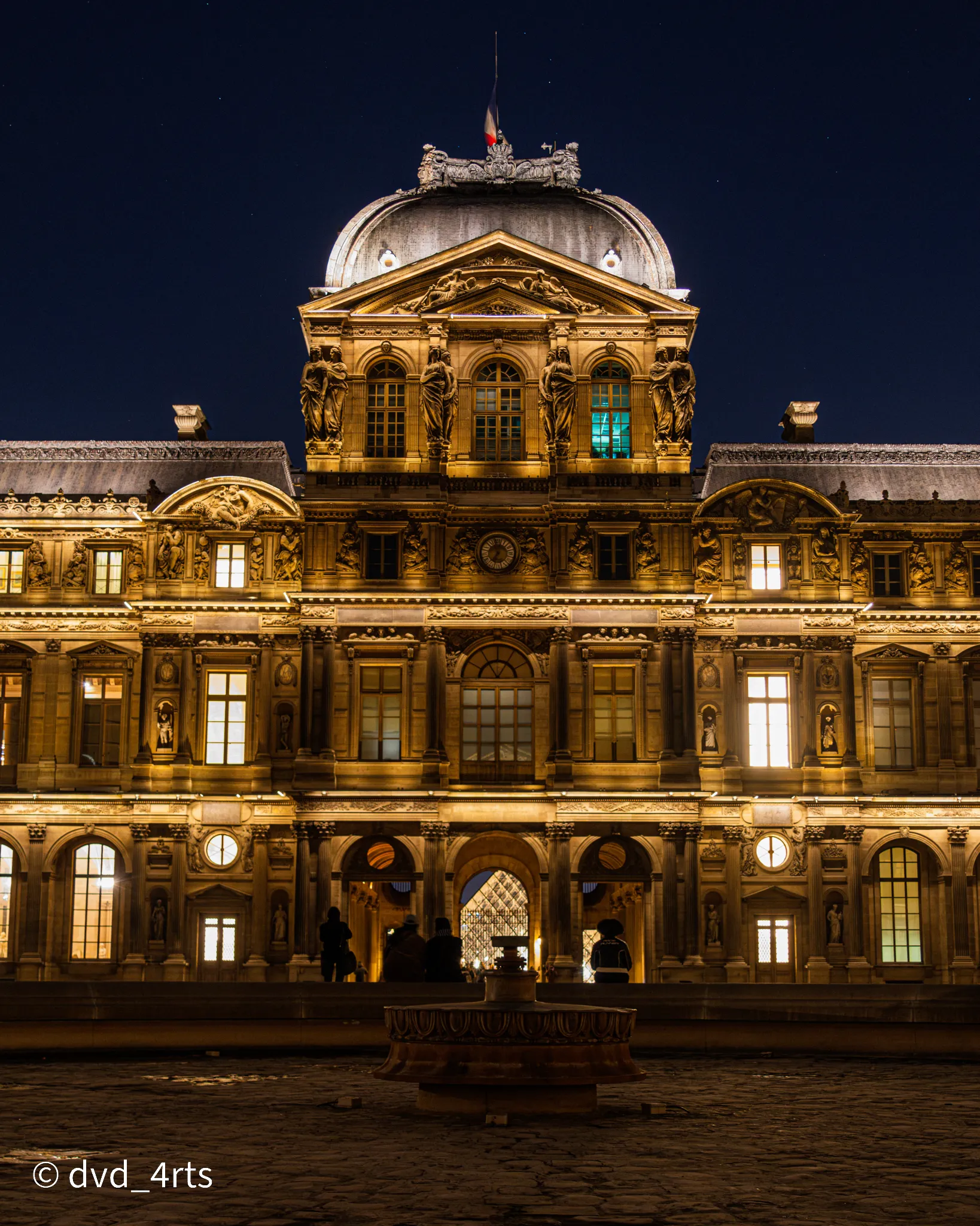 Louvre2